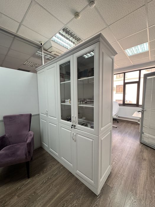 Продам ресепшен для салона красоты