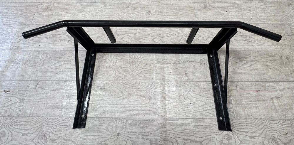 Турник настенный