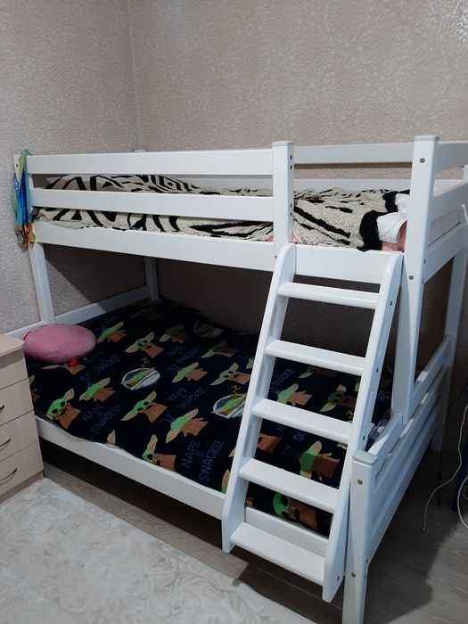 Двухярусный кровать