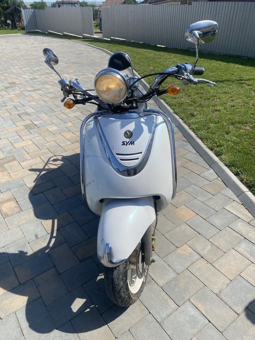 de vanzare scuter 49cc