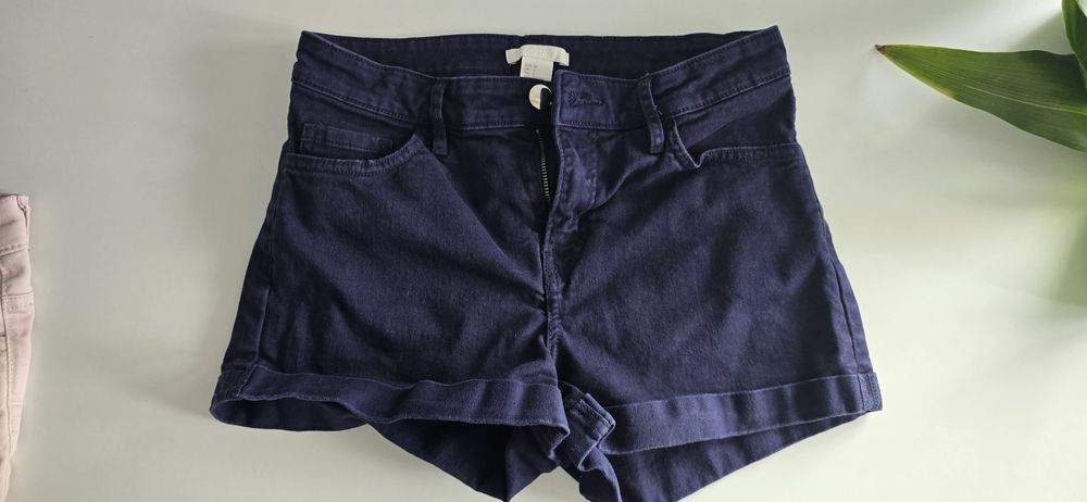 Къси панталонки H&M 34-36