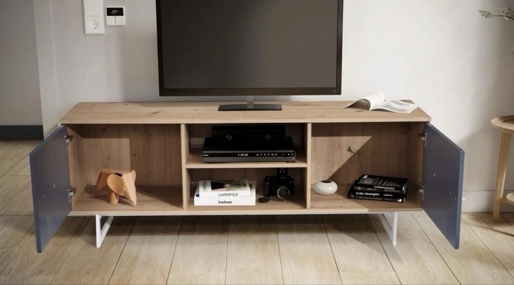 Comoda tv noua in cutie