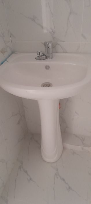Раковина и унитаз