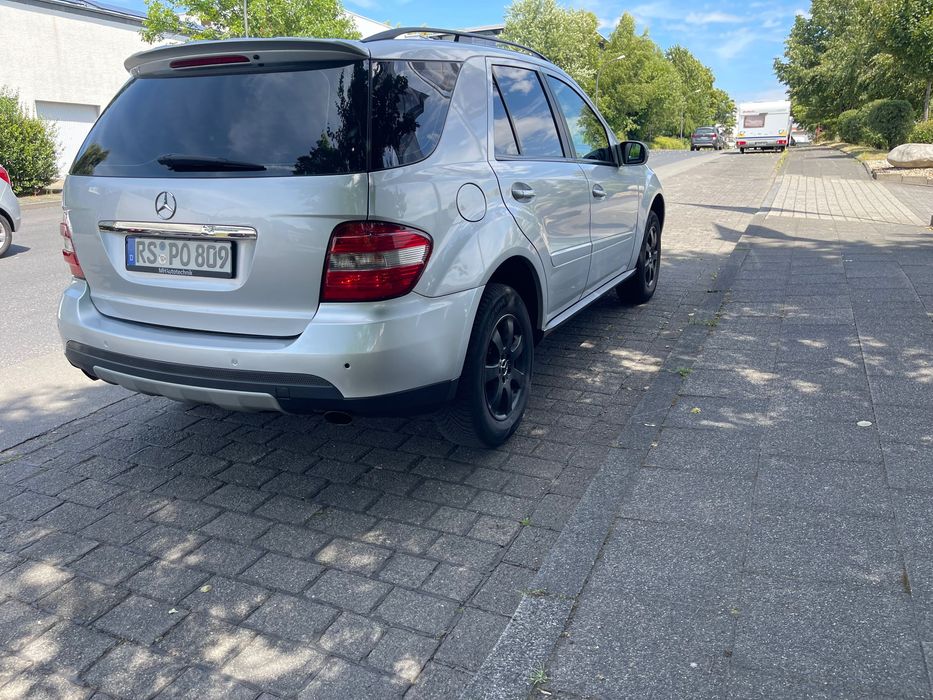 Продам Мерцедес ML.