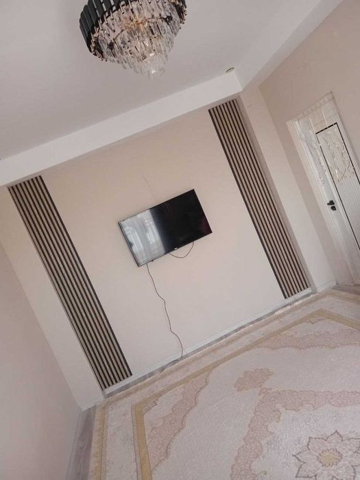 Jizzax shahrida joylashgan dom kelishlgan holda sotiladi. Krediti yo'q