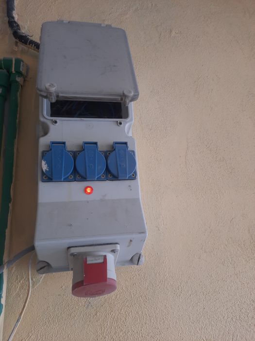 Electrician autorizat rapid și convenabil