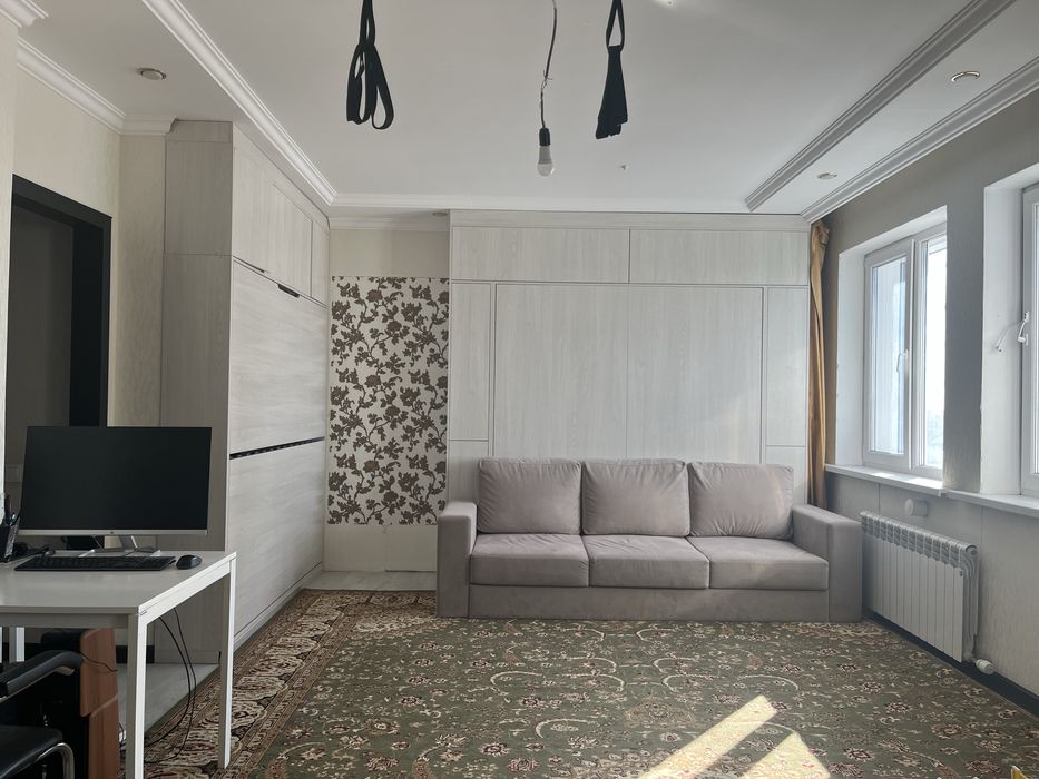 Квартира 40 кв, Времена года