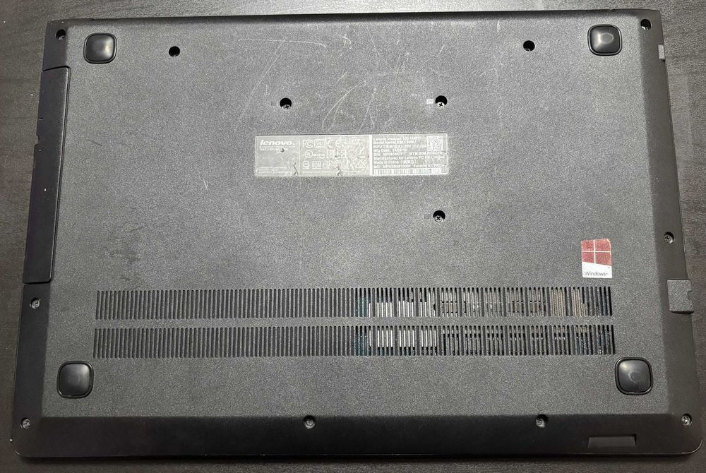 Лаптопи (Lenovo, Toshiba) и Ipad Air