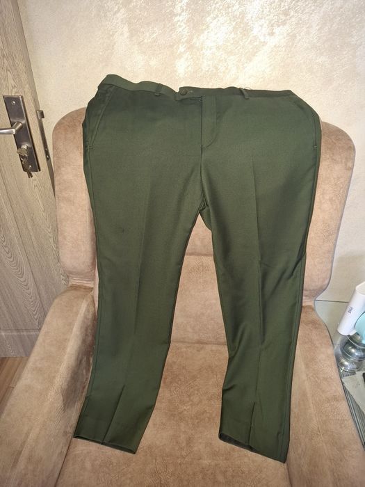 Costume de vânzare!!