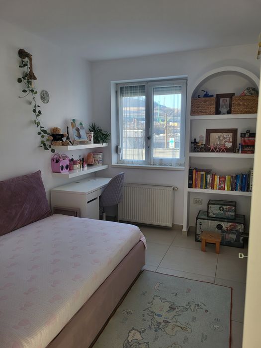 PF vând apartament 2camere zona Jisk