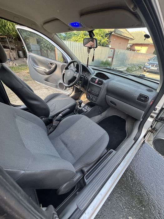 Vand opel corsa