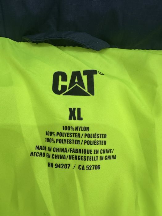 Мъжки елек CATERPILLAR . Размер XL
