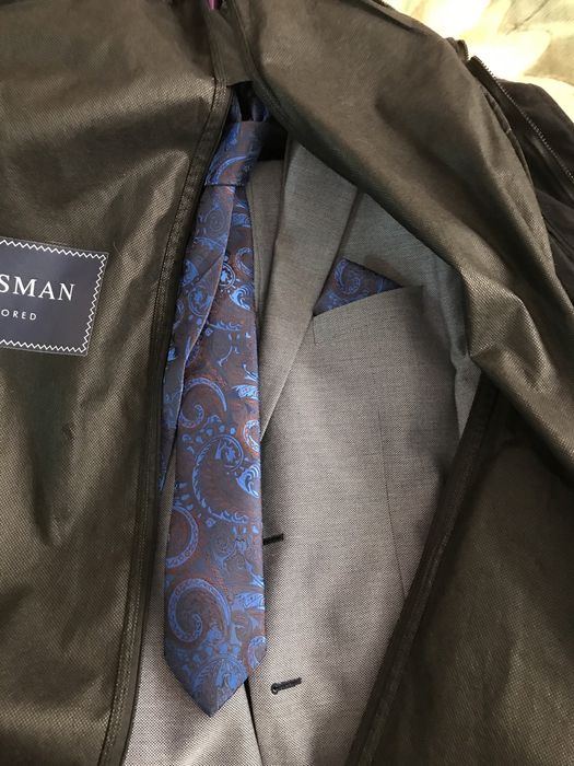 Костюм тройка