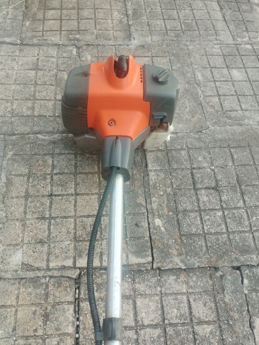 Моторна коса Husqvarna 323 R II