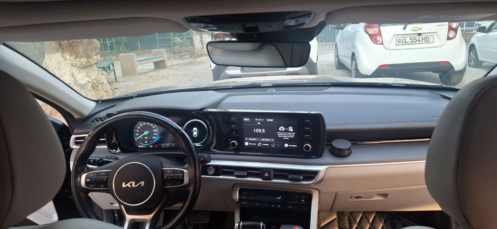 Автомобиль ки к5