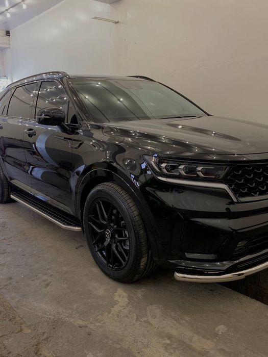 Kia Sorento porog Rival