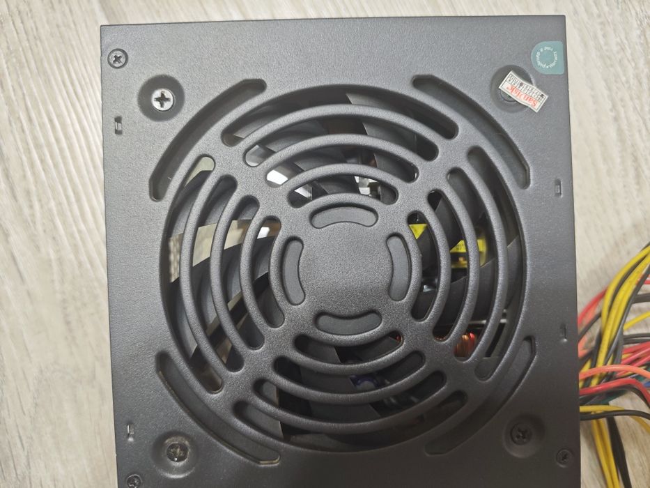 Блок питания Aerocool VX-700