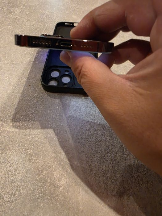 Продавам Iphone 14 pro max 256