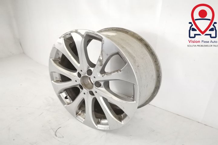 Оригинална джанта / Originalna Djanta 8 J R 18 ET 43 ПОВРЕДЕНА Мерцеде