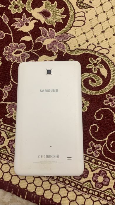 Планшет Samsung Galaxy Tab4