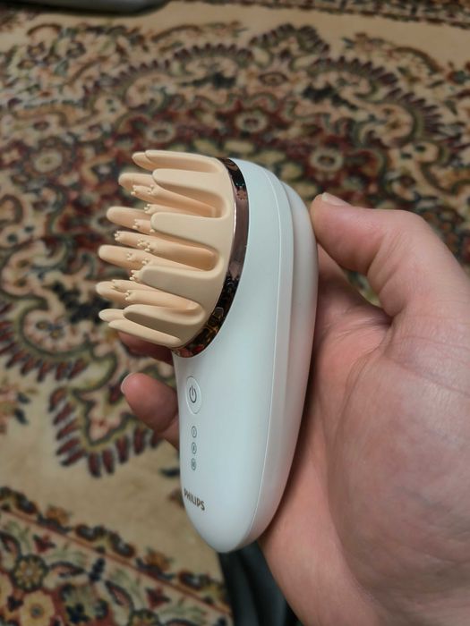Aparat de masaj pentru scalp Philips