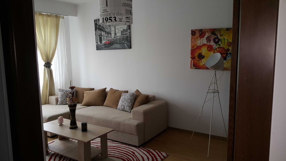 Inchiriez apartament cu o camera langa cladirea Eon