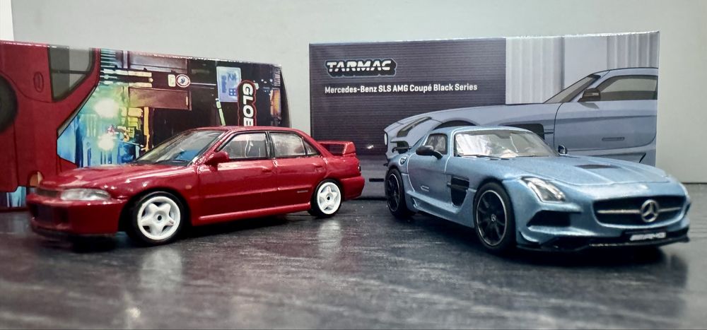Ново! Продавам колекционерски модели в мащаб 1:64 MINI GT Tarmac Works
