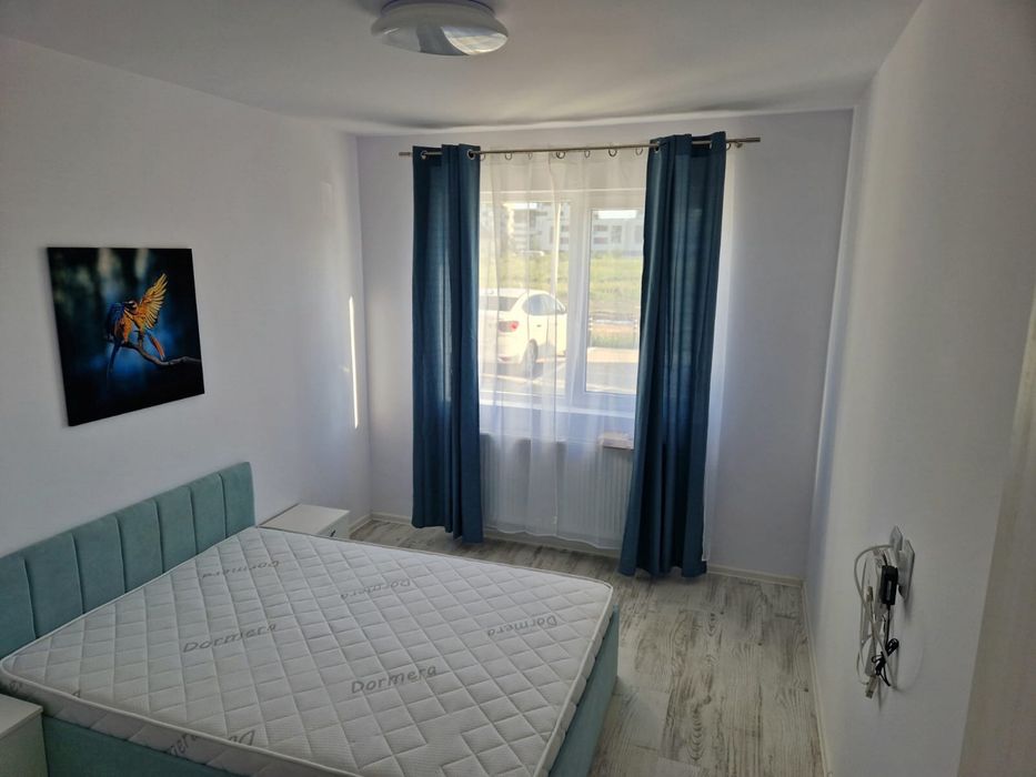 Proprietar inchiriez apart cu 2 camere,utilat si mobilat modern