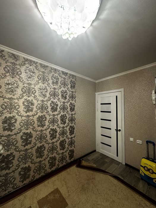 Продается 4 комнатная квартира