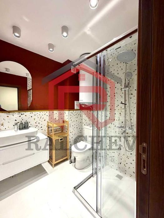 Дава се под наем Двустаен апартамент в Варна, Младост 1 - 65 кв.м за 648.21 € - Снимка #5