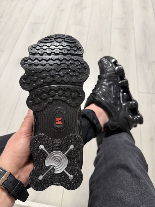 Adidasi Barbati Nike Shox Full Negru! (44,45,46)