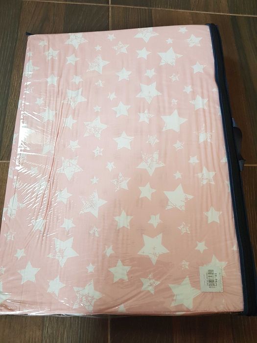 Чисто нова антирефлуксна възглавница