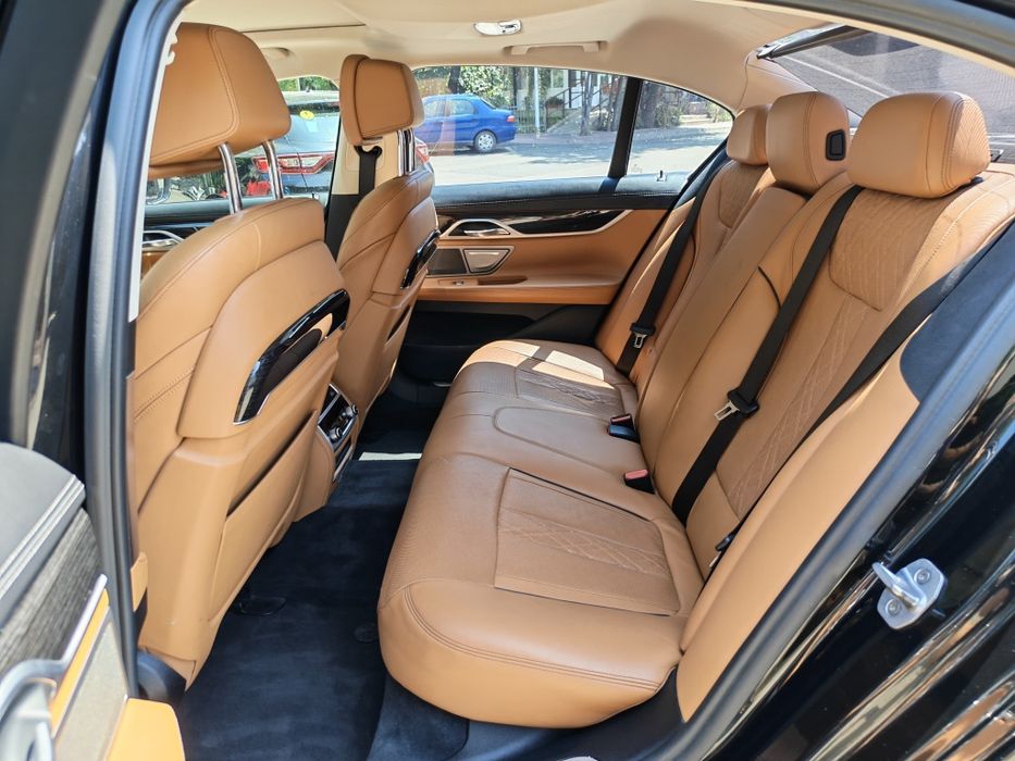 Bmw 750 XD 400 CP G12 Luxury Stare Perfecta Propietar Variante