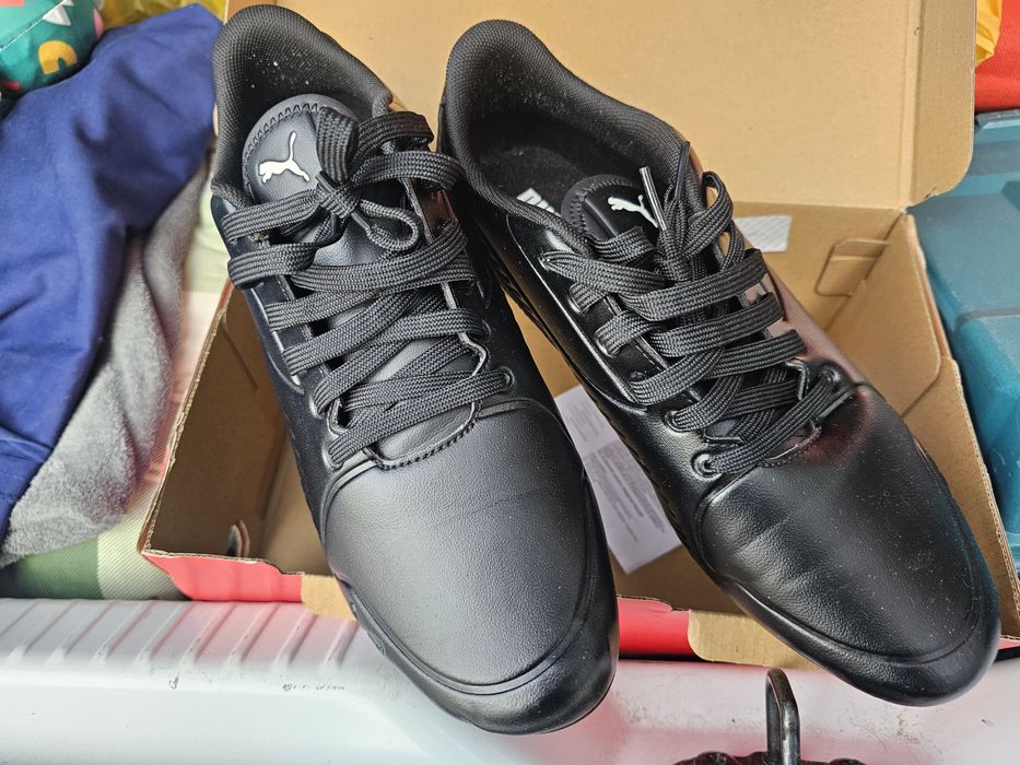 Vand adidasi puma bmw