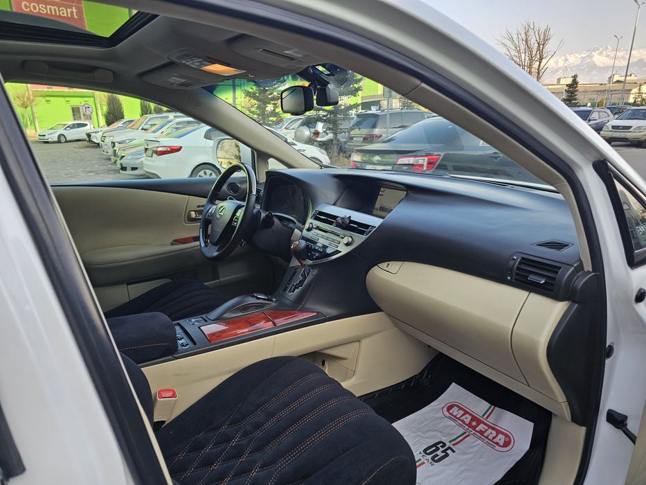 Шикарный LEXUS RX350 рестайлинг