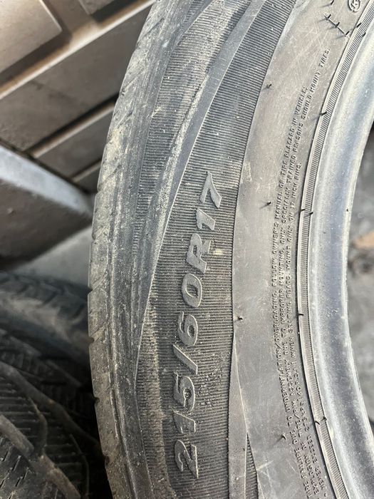 De vanzare 215/60 R17 vara