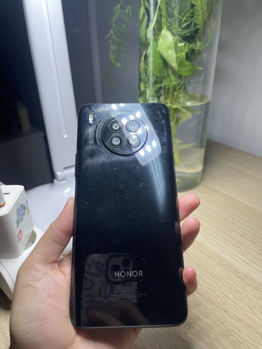 Телефон бу Honor 50 lite