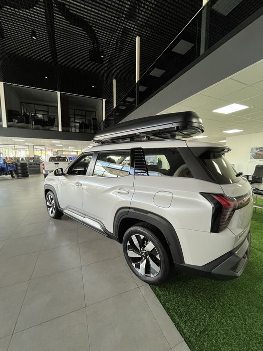 Mitsubishi Destinator