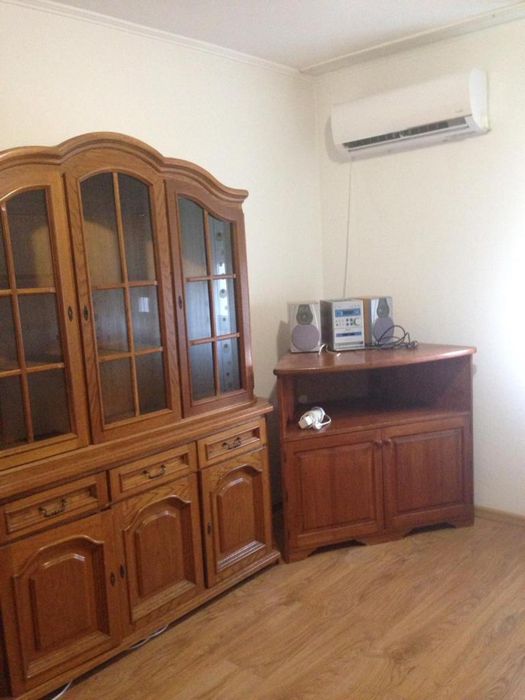 Închirez garsonieră