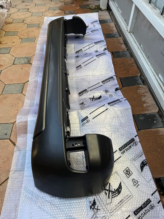 бампер задний на Toyota Land Cruiser Prado 120