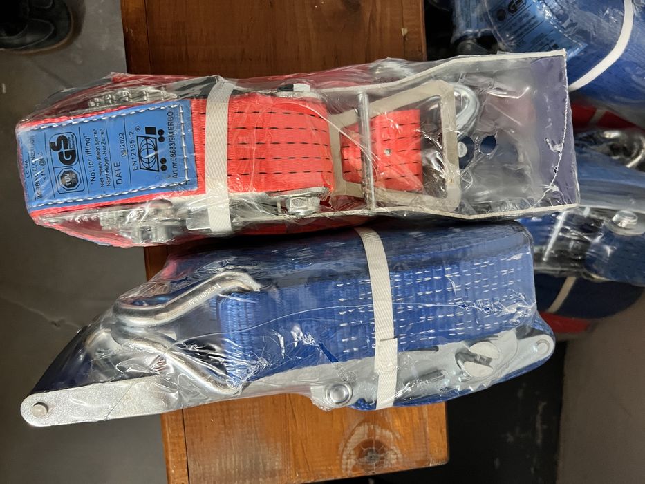 Chingi noi noute de vanzare