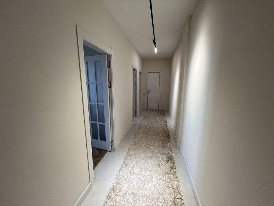 Квартира в жк чинабад3/6/9,83м2, ремонт цена 115000 у. Е