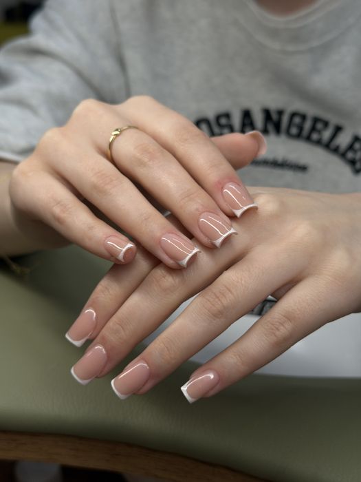 Девочки,приглашаю на маникюр