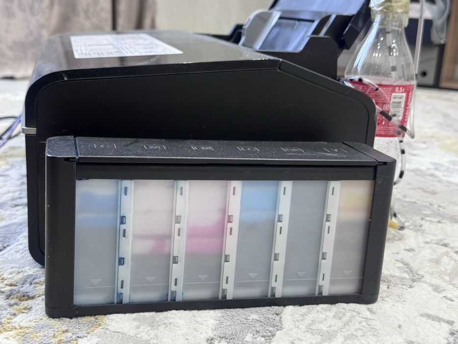 Принтер EPSON L800 (цветной)