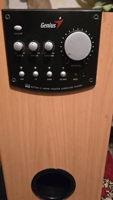 Продам колонки genius