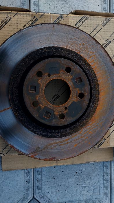 Стартер и генератор автомобиля Lexus Gs 300