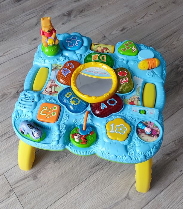 Măsuță interactiva de activități VTech Winnie in germană