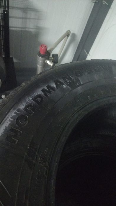 Продам шины на Джип
