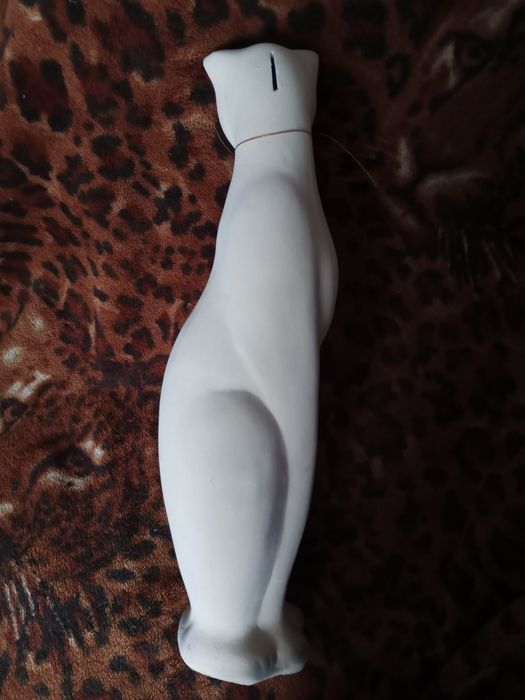 Продам сувенир Копилку -кошку