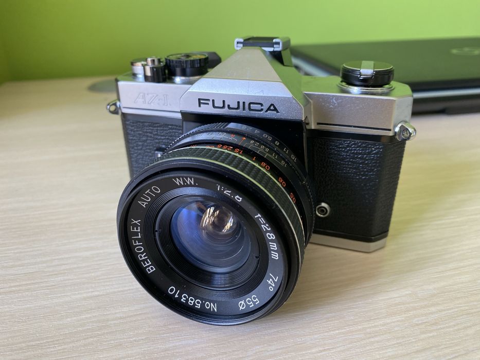 Фотоапарат лентов Fujica AZ-1